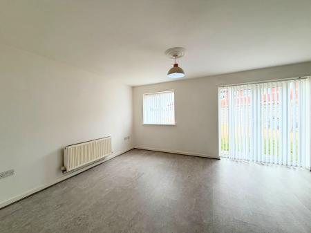 2 bedroom Flat to let in Dinas Court, Harrington Road, Huyton, L36