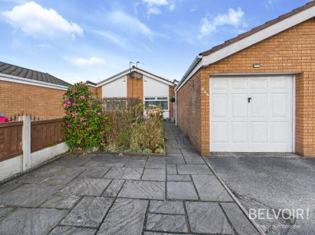 2 bedroom Bungalow for sale in St Helens Road, Eccleston, Eccleston, L34