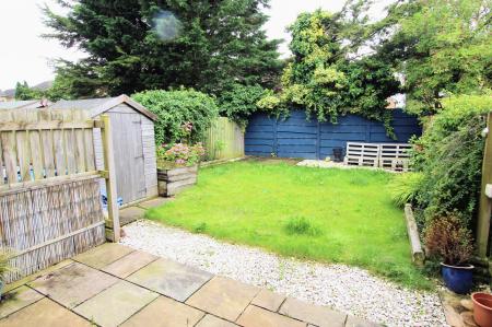 2 bedroom Semi-detached house to let in Hillside Avenue, Huyton, L36