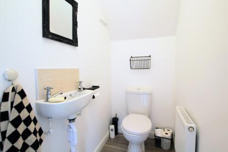 2 bedroom Semi-detached house to let in Hillside Avenue, Huyton, L36