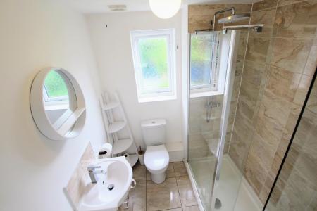2 bedroom Semi-detached house to let in Hillside Avenue, Huyton, L36
