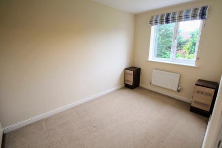 2 bedroom Semi-detached house to let in Hillside Avenue, Huyton, L36