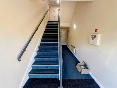 2 bedroom Flat to let in Riverside, Aigburth L17