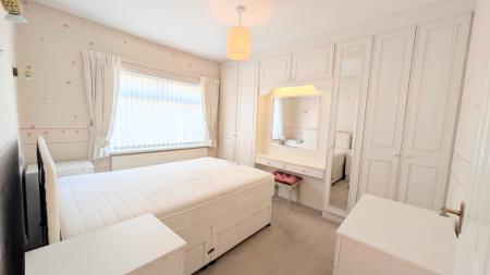 3 bedroom Semi-detached house for sale in Cross Lane, Whiston, L35