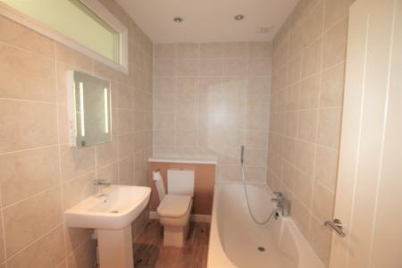 2 bedroom Apartment to let in Mckennas View, Prescot, L34