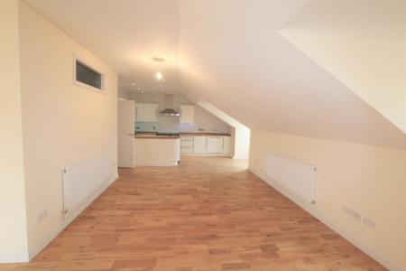 2 bedroom Apartment to let in Mckennas View, Prescot, L34