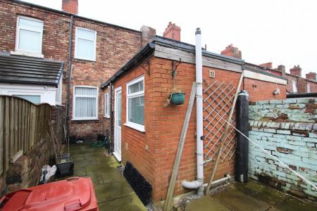 2 bedroom Terraced House to let in Albany Road, Prescot, L34