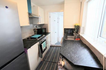 2 bedroom Terraced House to let in Albany Road, Prescot, L34