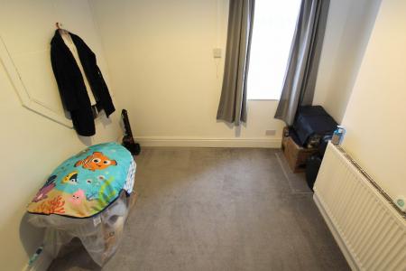 2 bedroom Terraced House to let in Albany Road, Prescot, L34