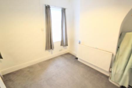 2 bedroom Terraced House to let in Albany Road, Prescot, L34