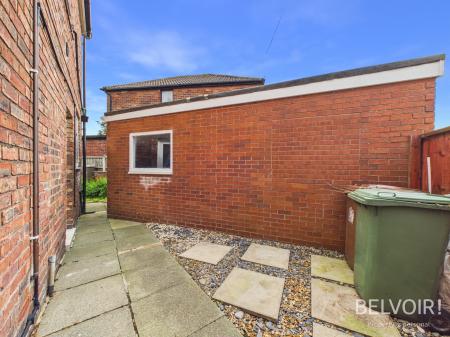 3 bedroom Semi-detached house for sale in Vincent Road, Rainhill, L35