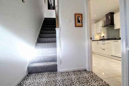 3 bedroom Semi-detached house to let in Stephenson Grove, Rainhill, L35