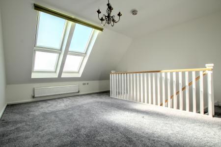 3 bedroom Semi-detached house to let in Stephenson Grove, Rainhill, L35