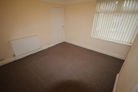 2 bedroom Flat to let in Mill Lane, Old Swan, Liverpool, L13