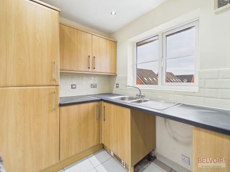 2 bedroom Flat to let in Carlake Grove, Walton, Liverpool, L9