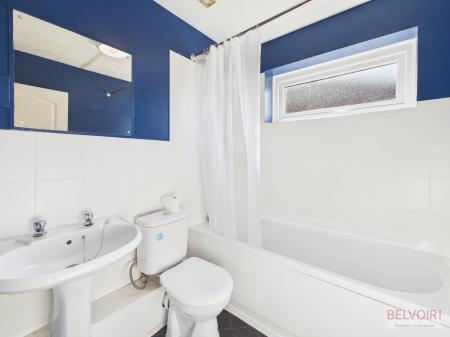 2 bedroom Semi-detached house to let in Carnoustie Close, West Derby, Liverpool, L12