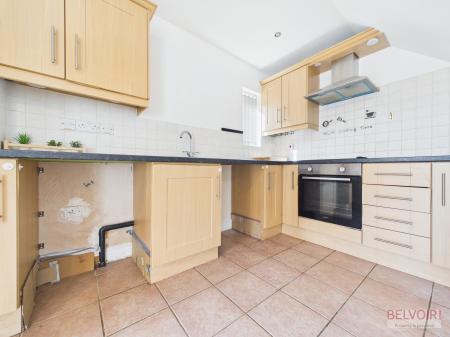 3 bedroom Semi-detached house to let in Chapel Gardens, Liverpool, L5