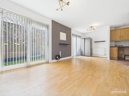 3 bedroom Semi-detached house to let in Chapel Gardens, Liverpool, L5