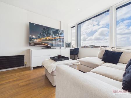 1 bedroom Studio flat for sale in Strand Street, Liverpool, L1