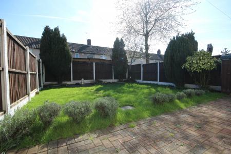 2 bedroom Semi-detached house to let in Sword Close, Croxteth, Liverpool, L11