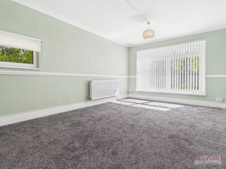 2 bedroom Flat to let in Field House, West Derby, Liverpool, L12