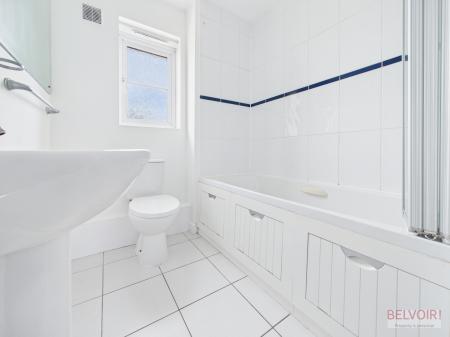 2 bedroom Flat to let in Carlake Grove, Walton, Liverpool, L9