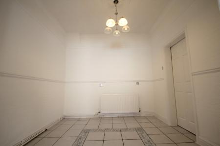 3 bedroom Terraced House to let in Summer Seat, Liverpool, L3
