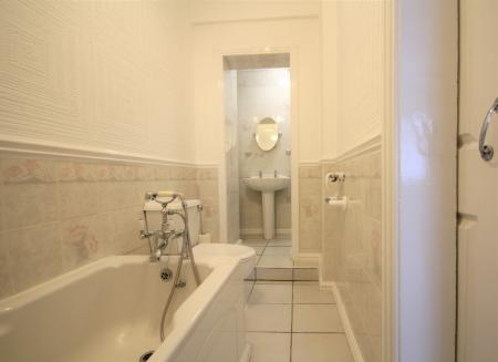3 bedroom Terraced House to let in Summer Seat, Liverpool, L3