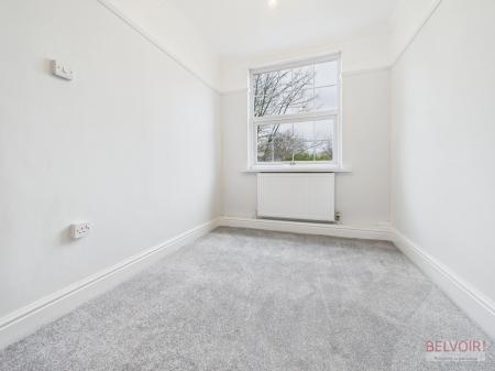 3 bedroom Flat to let in Muirhead Avenue, Clubmoor, Liverpool, L13