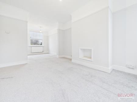 3 bedroom Flat to let in Muirhead Avenue, Clubmoor, Liverpool, L13