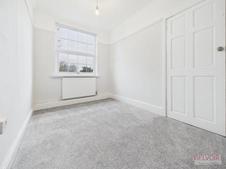 3 bedroom Flat to let in Muirhead Avenue, Clubmoor, Liverpool, L13