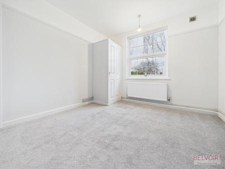 3 bedroom Flat to let in Muirhead Avenue, Clubmoor, Liverpool, L13