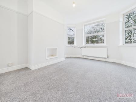 3 bedroom Flat to let in Muirhead Avenue, Clubmoor, Liverpool, L13