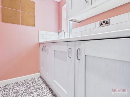 3 bedroom Terraced House to let in Inigo Road, Liverpool, L13