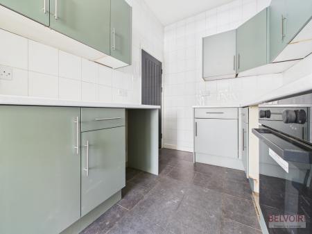 2 bedroom Duplex to let in County Road, Walton, Liverpool, L4