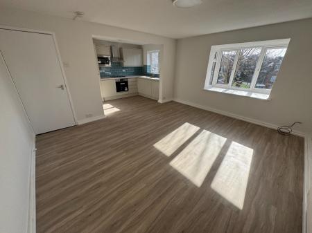 2 bedroom Flat to let in Minster Court, Liverpool, L7