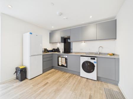 2 bedroom Flat to let in Bevington Bush, Liverpool, L3