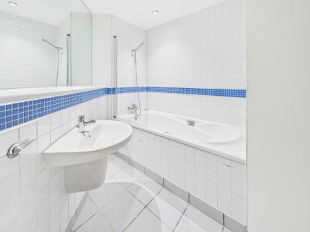 1 bedroom Flat to let in X Building, Bixteth Street, L3