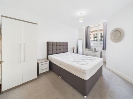 1 bedroom Flat to let in The Strand, City Centre, Liverpool, L2