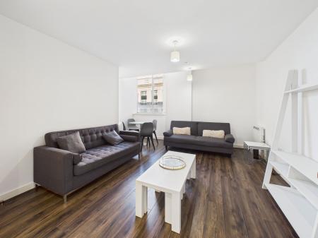 1 bedroom Flat to let in The Strand, City Centre, Liverpool, L2