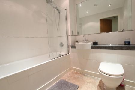 2 bedroom Flat to let in The Reach, 39 Leeds Street, Liverpool, L3 2DB