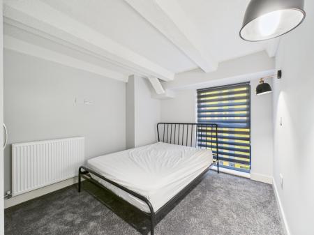 2 bedroom Flat to let in Tobacco Warehouse, Liverpool, L3