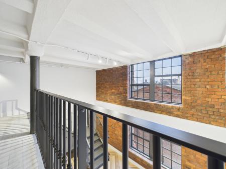 2 bedroom Flat to let in Tobacco Warehouse, Liverpool, L3