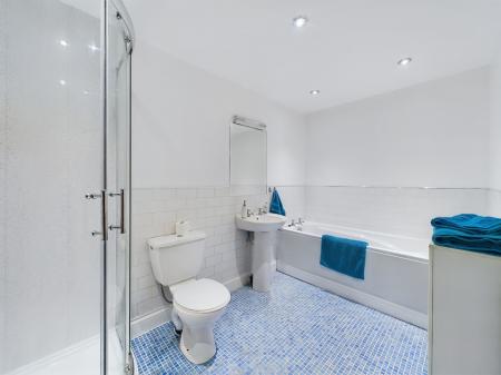 1 bedroom Flat to let in Victoria House, 25 Victoria Street, Liverpool L1