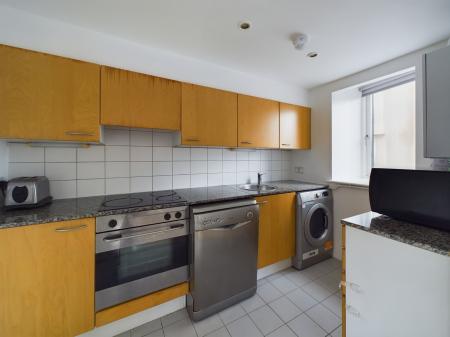 2 bedroom Flat to let in Royal Quay, Liverpool, L3