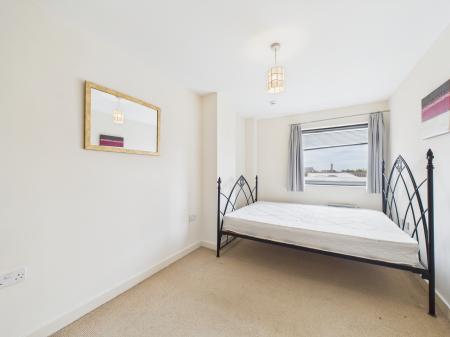 2 bedroom Flat to let in The Reach, Leeds Street, L3