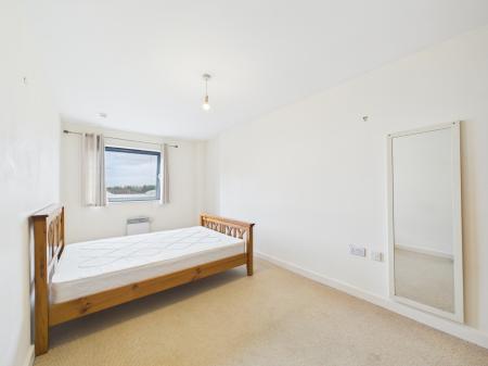 2 bedroom Flat to let in The Reach, Leeds Street, L3