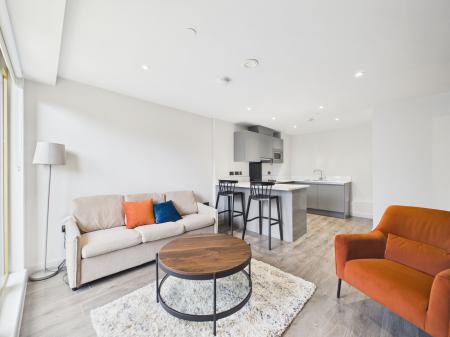 1 bedroom Flat to let in Central Park, Brassey Street, Liverpool L8