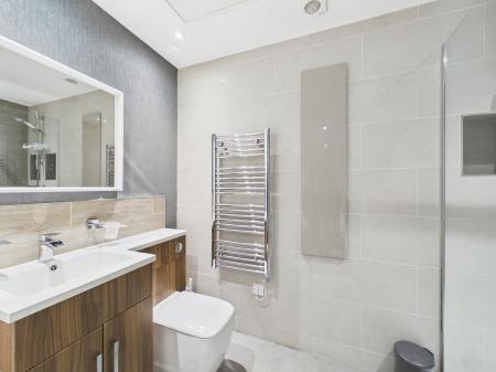 4 bedroom Flat to let in Hatton Garden, Liverpool, L3