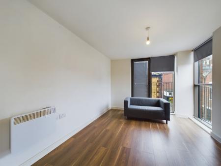 1 bedroom Flat to let in Wolstenholme Square, Liverpool L1